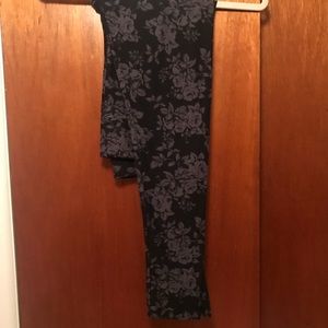 Lularoe TC Floral leggings